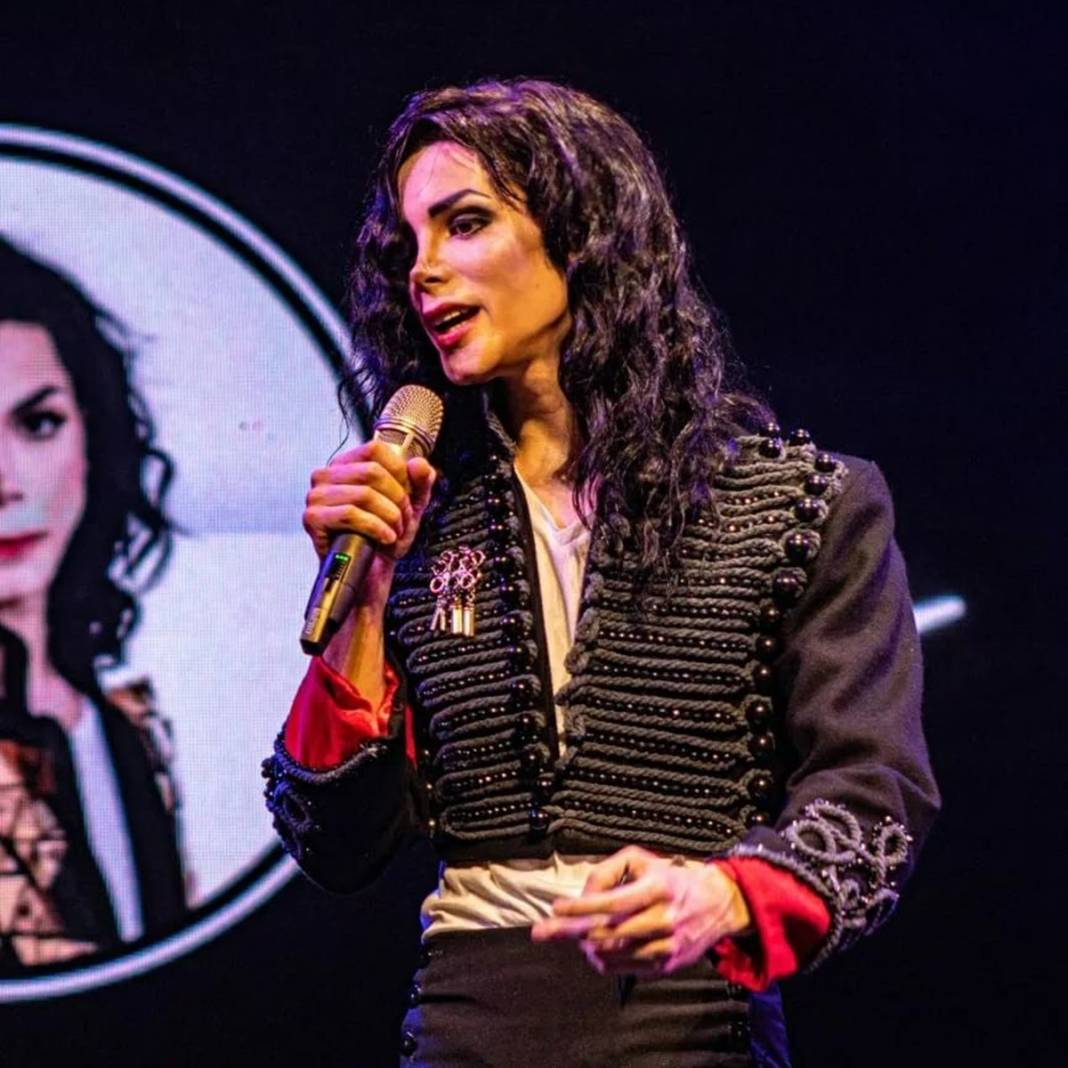 Michael Jackson'a benzemek için 40 bin dolar harcadı! Bakın neye benzedi... 36